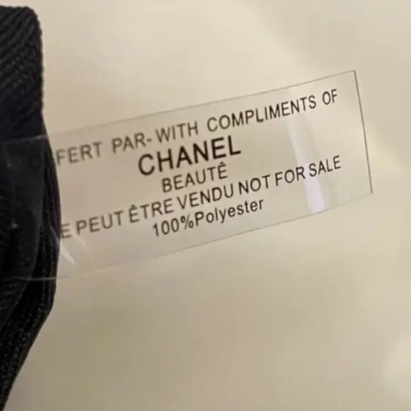 Chanel Puffer Pouch - Picture 6 of 7